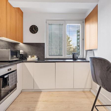 Barbyb Apartment - With Free Parking Bratislava Extérieur photo